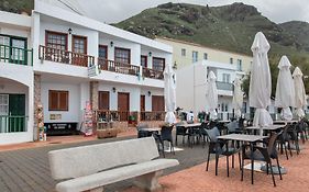 Apartamentos La Fajana